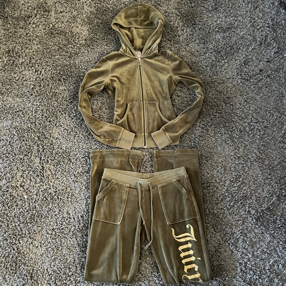 SUPER RARE JUICY TRACKSUIT